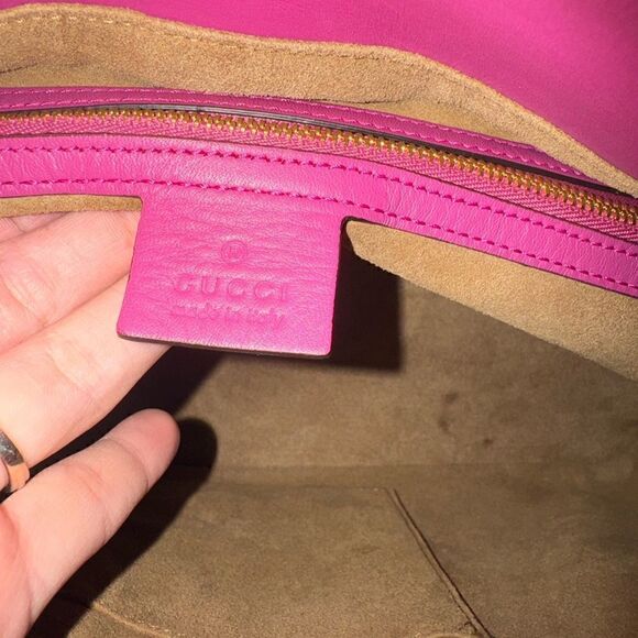 Gucci GG Supreme Monogram Top Zip Tote - Picture 4 of 7